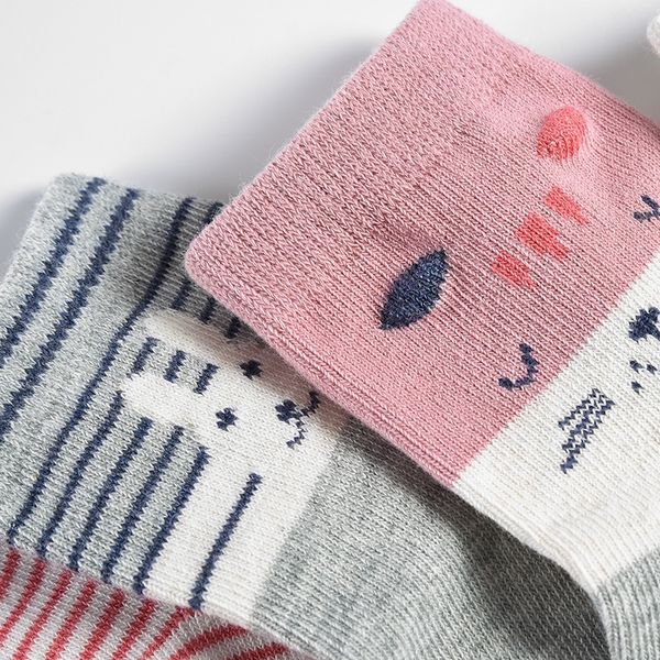 tzk stockings autumn and winter warm and comfortable printed girls cute middle school hosiery warm cotton socks children's sockschildre, Black;white
tzk stockings autumn and winter warm and comfortable printed girls cute middle school hosiery warm cotton socks children's sockschildre, Black;white