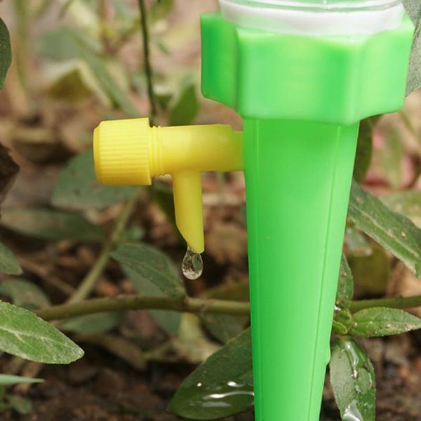 watering equipments automatic device plastic dripper drip irrigation waterer adjustable can water seepage for home
watering equipments automatic device plastic dripper drip irrigation waterer adjustable can water seepage for home