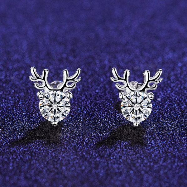moissanite earrings s925 silver stud heart-shaped deer diamond-studded ladies birthday gift social luxury jewelry does not fade, Golden;silver
moissanite earrings s925 silver stud heart-shaped deer diamond-studded ladies birthday gift social luxury jewelry does not fade, Golden;silver