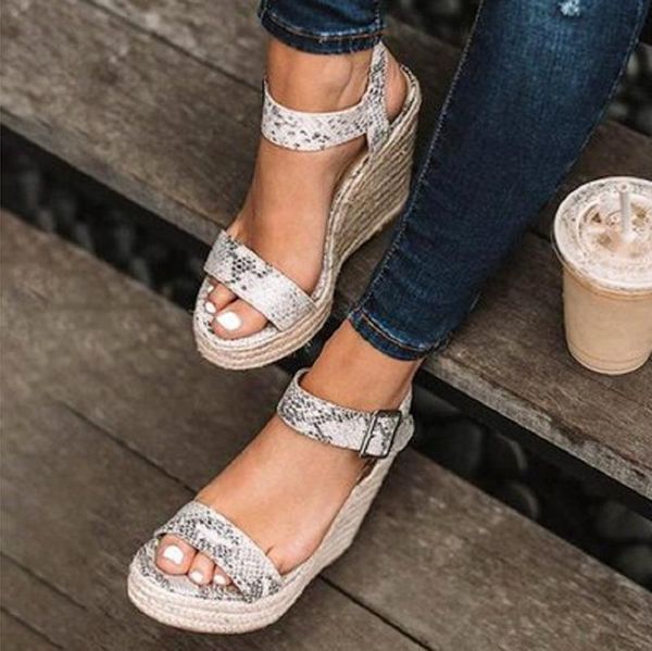 dress shoes summer 2021 cross twine thick-soled sandals with a belt buckle fish mouth platform, Black
dress shoes summer 2021 cross twine thick-soled sandals with a belt buckle fish mouth platform, Black