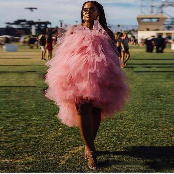 chic blush tulle high low cocktail dresses off shoulder tiered ruffles short prom dress robe de homecoming gowns party, White;black
chic blush tulle high low cocktail dresses off shoulder tiered ruffles short prom dress robe de homecoming gowns party, White;black