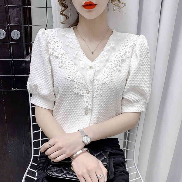 summer women korean fashion v-neck short-sleeved casual blouses shirts white lace decoration office lady elegant 210515
summer women korean fashion v-neck short-sleeved casual blouses shirts white lace decoration office lady elegant 210515