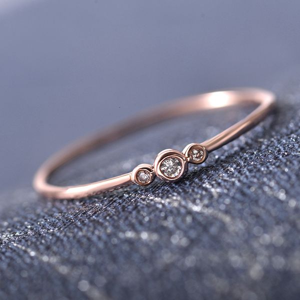 simple temperament inlaid with three diamond copper zircon joint ring jewelry, Blue;gray
simple temperament inlaid with three diamond copper zircon joint ring jewelry, Blue;gray