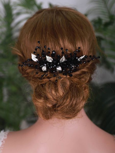Wedding Hair Accessories Leaves Black Crystal Hair Comb Trendy Jewelry Handmade Bridal Headpieces Christmas Tiara
Wedding Hair Accessories Leaves Black Crystal Hair Comb Trendy Jewelry Handmade Bridal Headpieces Christmas Tiara