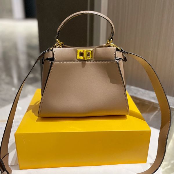 designer shoulder bags tote bag luxury handbag women's cross body different colors and shapes genuine leather fashion brand shopping ba
designer shoulder bags tote bag luxury handbag women's cross body different colors and shapes genuine leather fashion brand shopping ba