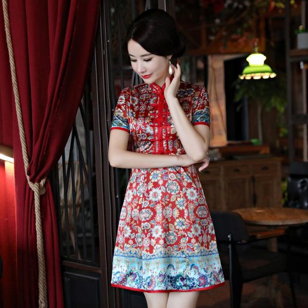 red lady chinese style traditional cheongsam skirt retro mandarin collar bride wedding straight dresses mini satin qipao ethnic clothing 
red lady chinese style traditional cheongsam skirt retro mandarin collar bride wedding straight dresses mini satin qipao ethnic clothing