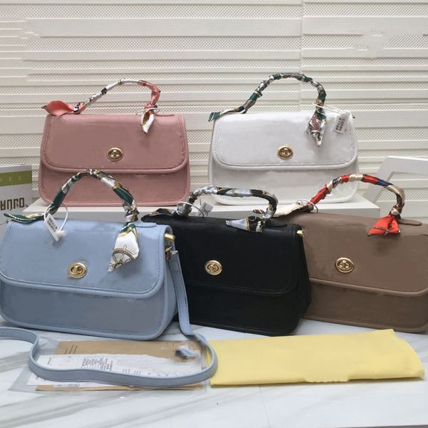 women fashion bag shoulder print scarf accessories plain letter ribbons pu silk pink black brown white brand printing luxury flap zipper met
women fashion bag shoulder print scarf accessories plain letter ribbons pu silk pink black brown white brand printing luxury flap zipper met