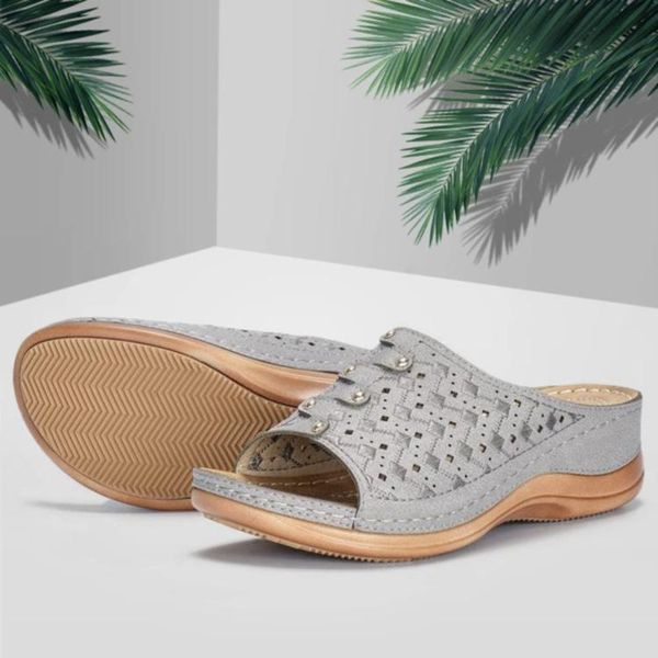 slippers female shoes house platform big size on a wedge slides low 2021 soft summer scandals fretwork rubber basic casual fabri, Black
slippers female shoes house platform big size on a wedge slides low 2021 soft summer scandals fretwork rubber basic casual fabri, Black