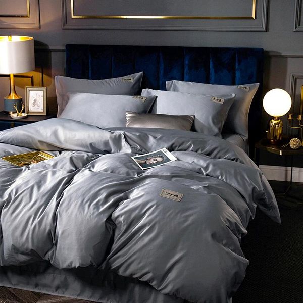 high-end tencel washed silk four-piece set summer cool naked sleep double-sided silky ice bedding sets
high-end tencel washed silk four-piece set summer cool naked sleep double-sided silky ice bedding sets