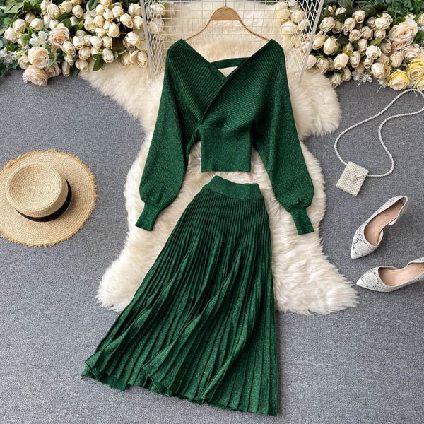 dresses autumn winter women's knit two piece set elegant solid green/blue/khaki short + high waist pleated skirt female new fashion, White
dresses autumn winter women's knit two piece set elegant solid green/blue/khaki short + high waist pleated skirt female new fashion, White