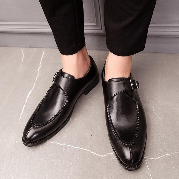 dress shoes large size 46 pu leather formal men british style buckle black,brown color man casual round toe footwear 2021
dress shoes large size 46 pu leather formal men british style buckle black,brown color man casual round toe footwear 2021