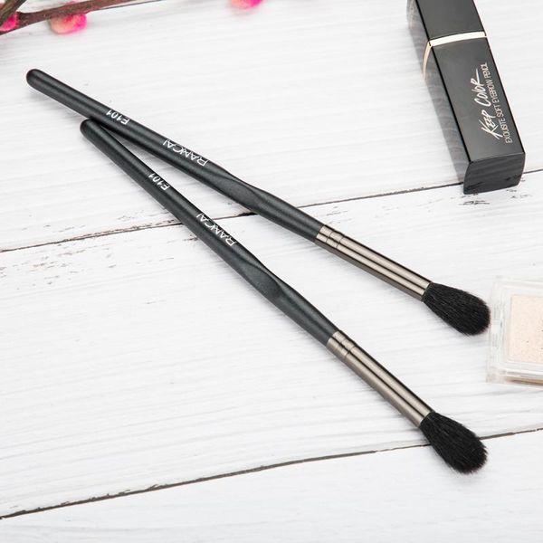 makeup brushes rancai single brush local highlight nose shadow smudge concealer contour applicator wool beauty make up tool
makeup brushes rancai single brush local highlight nose shadow smudge concealer contour applicator wool beauty make up tool