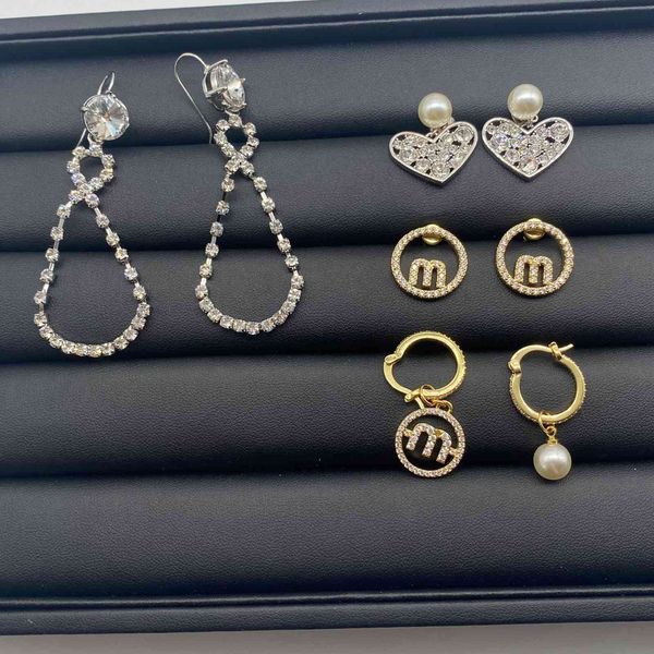 design jewelry ju jingyi same 8 full diamond long korea net red love m letter earrings versatile new, Golden
design jewelry ju jingyi same 8 full diamond long korea net red love m letter earrings versatile new, Golden