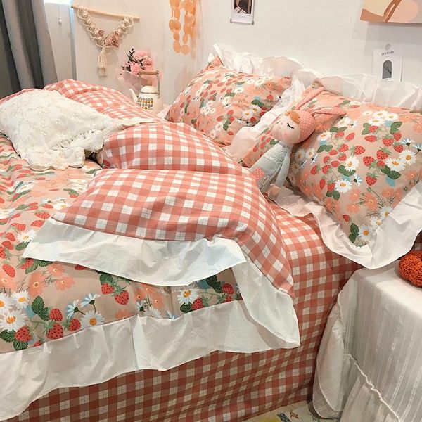 bedding sets luxury cotton bed pure minimalist quilt cover princess style summer sheets fitted sheet four- pieces
bedding sets luxury cotton bed pure minimalist quilt cover princess style summer sheets fitted sheet four- pieces