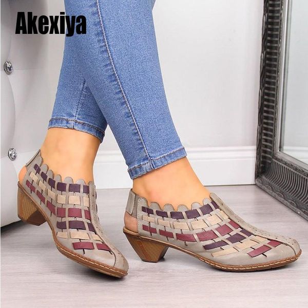 dress shoes woman sandals 2021 summer fashion gladiator square heel pumps female solid color plus size 35-43 u031, Black
dress shoes woman sandals 2021 summer fashion gladiator square heel pumps female solid color plus size 35-43 u031, Black