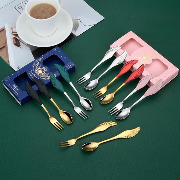 2pcs/set stainless steel teaspoon fork cutlery feather shape tableware dinnerware set gold spoon and silverwear sets 
2pcs/set stainless steel teaspoon fork cutlery feather shape tableware dinnerware set gold spoon and silverwear sets