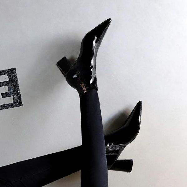 boots bigtree 2021 concise women square high heel solid pointed toe shoes party dance ankle black size 35-40
boots bigtree 2021 concise women square high heel solid pointed toe shoes party dance ankle black size 35-40