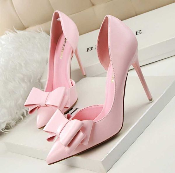 dress shoes pring sweet high heels thin high-heeled pointed bow patent leather girl elegant female women, Black
dress shoes pring sweet high heels thin high-heeled pointed bow patent leather girl elegant female women, Black