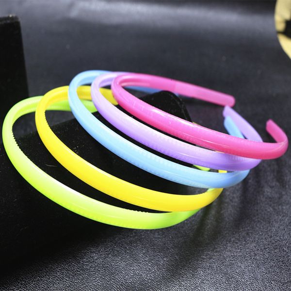 fashion new candy color headband with teeth plastic hairband 9mm children hairpin 2 shop hair accessories, Golden;silver
fashion new candy color headband with teeth plastic hairband 9mm children hairpin 2 shop hair accessories, Golden;silver