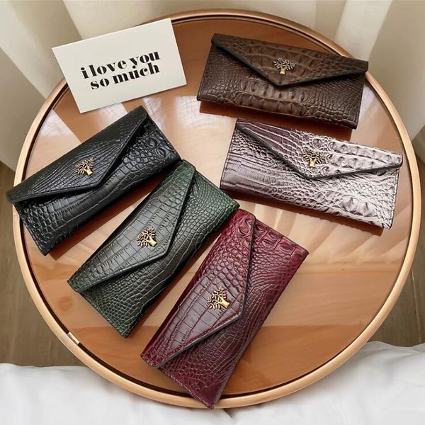 factory wholesale brand women bag flip - stitch leather wallet retro multifunctional minimalist leathers long wallets fashion multi-card car, Red;black
factory wholesale brand women bag flip - stitch leather wallet retro multifunctional minimalist leathers long wallets fashion multi-card car, Red;black