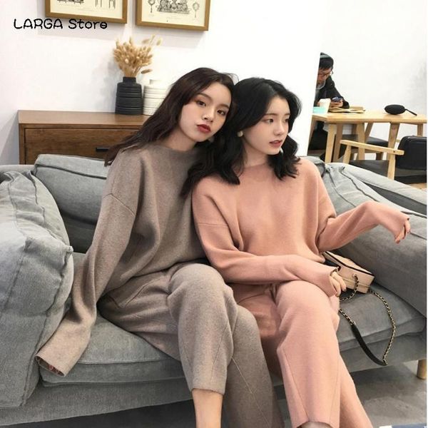 women's t-shirt pants two sets of fine knitted or crocheted sweaters fashion sport suit piece, White
women's t-shirt pants two sets of fine knitted or crocheted sweaters fashion sport suit piece, White
