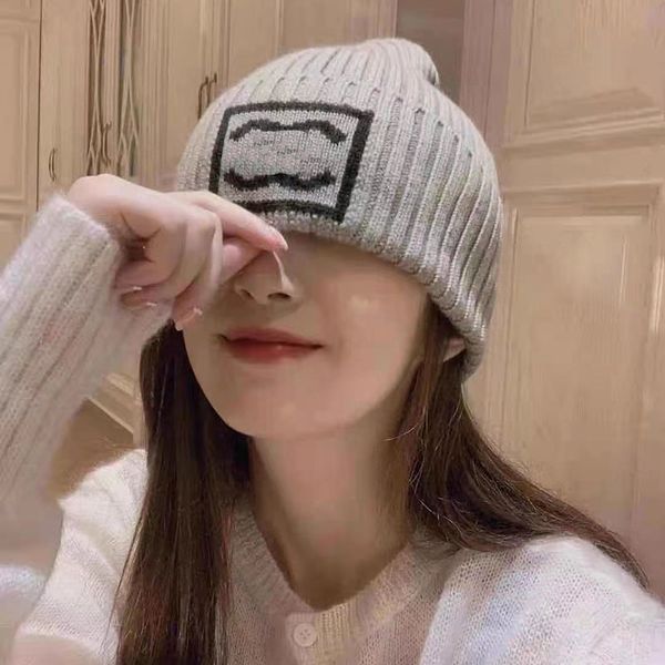 4 clolor optional plush knitted hat couples cap warm winter designer caps luxury mens fitted hats men women casquette d2110093hl, Blue;gray
4 clolor optional plush knitted hat couples cap warm winter designer caps luxury mens fitted hats men women casquette d2110093hl, Blue;gray
