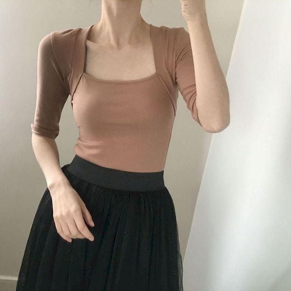yoga outfit autumn women shirt medium-sleeved slim retro fake two pieces casual female dance running pilates temperament quick-dry
yoga outfit autumn women shirt medium-sleeved slim retro fake two pieces casual female dance running pilates temperament quick-dry