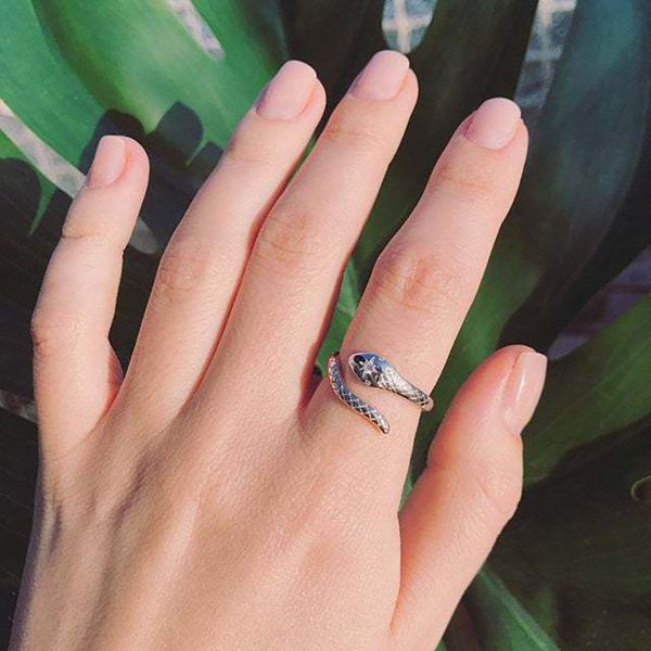 gothic snake rings for women alloy gold color open cuff ring adjustable hip hop vintage female jewelry bague gift cluster, Golden;silver
gothic snake rings for women alloy gold color open cuff ring adjustable hip hop vintage female jewelry bague gift cluster, Golden;silver