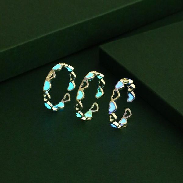 cluster rings adjustable hollow heart-shaped luminous ring dark silver ladies friend gift retro fashion jewelry, Golden;silver
cluster rings adjustable hollow heart-shaped luminous ring dark silver ladies friend gift retro fashion jewelry, Golden;silver