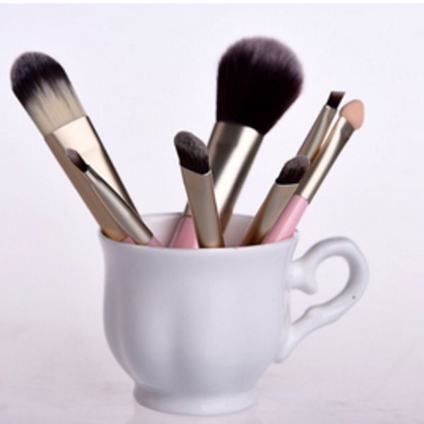100sets makeup brushes set with metal box pink cosmetics makeup palette highlighter powder foundation brushes set de pinceles de maquillaje
100sets makeup brushes set with metal box pink cosmetics makeup palette highlighter powder foundation brushes set de pinceles de maquillaje