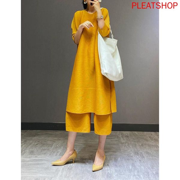 women's tracksuits miyake folds summer fashion western style cold wind two-piece age reduction thin wide leg pants suit dress set, Gray
women's tracksuits miyake folds summer fashion western style cold wind two-piece age reduction thin wide leg pants suit dress set, Gray