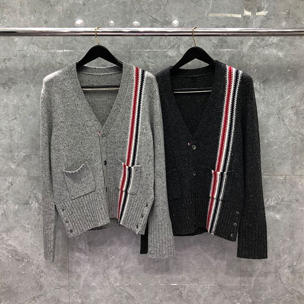 men's sweaters fashion brand sweater, v-neck knitted jacket, cashmere striped wool clothing, winter casual thick coat, 2021, White;black
men's sweaters fashion brand sweater, v-neck knitted jacket, cashmere striped wool clothing, winter casual thick coat, 2021, White;black