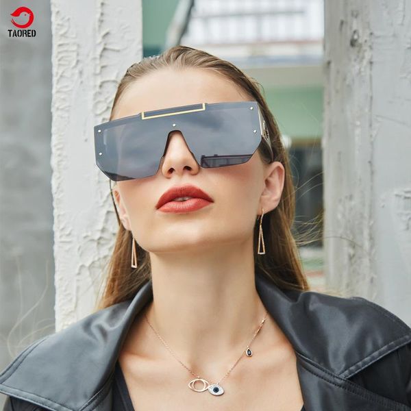 sunglasses woman trendy fashion shield europe and america big sizeoutdoor man retro anti-wind travel hike taored, White;black
sunglasses woman trendy fashion shield europe and america big sizeoutdoor man retro anti-wind travel hike taored, White;black