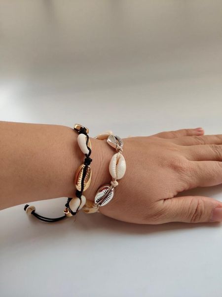 charm bracelets seashell bracelet natural alloy material bead accessory with beige and black color string rope adjust size, Golden;silver
charm bracelets seashell bracelet natural alloy material bead accessory with beige and black color string rope adjust size, Golden;silver