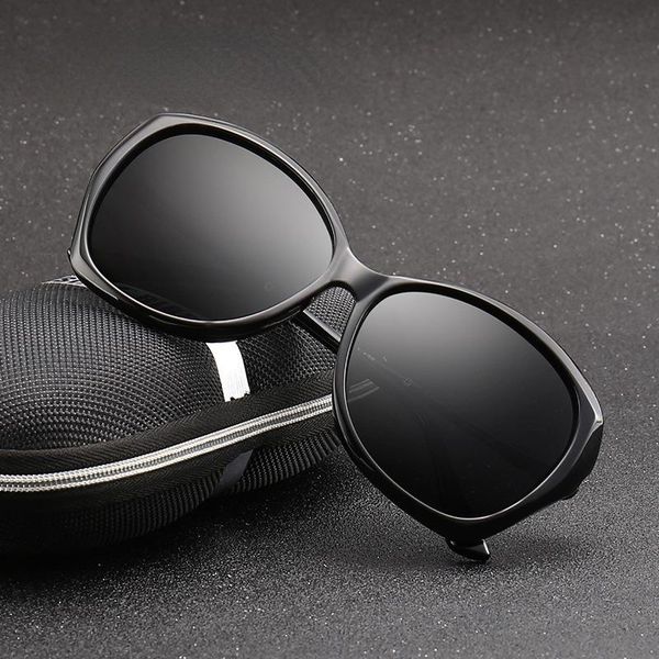 outdoor eyewear style ladies sunglasses personalized fashion polarized uv protection oval frame
outdoor eyewear style ladies sunglasses personalized fashion polarized uv protection oval frame
