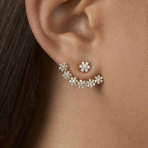 stud 2021 jewelry gift minimalist rhinestone snowflake front back double side gold earrings for women korean earring, Golden;silver
stud 2021 jewelry gift minimalist rhinestone snowflake front back double side gold earrings for women korean earring, Golden;silver