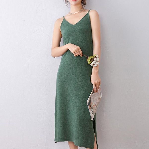 women's sweaters women dress longer cashmere knitted jumpers 2021 fashion soft autumn winter v-neck sleeveless female mid-calf pullover, White;black
women's sweaters women dress longer cashmere knitted jumpers 2021 fashion soft autumn winter v-neck sleeveless female mid-calf pullover, White;black