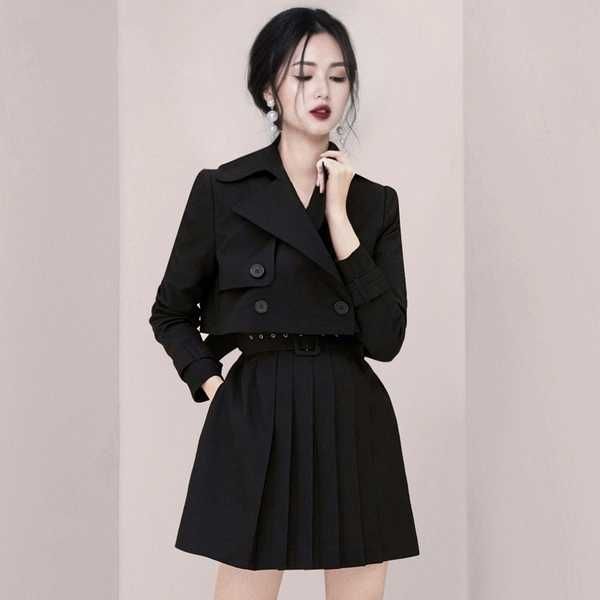 2 piece set women runway design office black notched double-breasted short coat outwear + mini pleated skirt with belted 210526, White
2 piece set women runway design office black notched double-breasted short coat outwear + mini pleated skirt with belted 210526, White