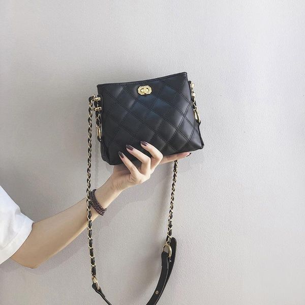 shouler bag for women vintage pu leather crossbody bags lady bucket shopper handbag and purse chain messenger cross body
shouler bag for women vintage pu leather crossbody bags lady bucket shopper handbag and purse chain messenger cross body