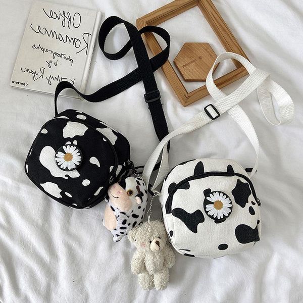 foreign bag canvas cute female of shoulder korean round the new daisy small version messenger trade cow pattern student o utqfl
foreign bag canvas cute female of shoulder korean round the new daisy small version messenger trade cow pattern student o utqfl