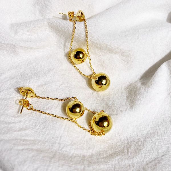 2021 new ladies earrings luxury jewelry ball pendant earrings three-ball chain earrings punk gold-plated gift fashion jewelry, Golden;silver
2021 new ladies earrings luxury jewelry ball pendant earrings three-ball chain earrings punk gold-plated gift fashion jewelry, Golden;silver