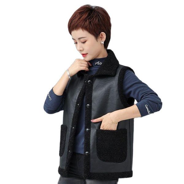 women's vests two-sided leather waistcoat jacket mother wear fur one-piece vest overcoat women autumn winter sleeveless coat female top, Black;white
women's vests two-sided leather waistcoat jacket mother wear fur one-piece vest overcoat women autumn winter sleeveless coat female top, Black;white