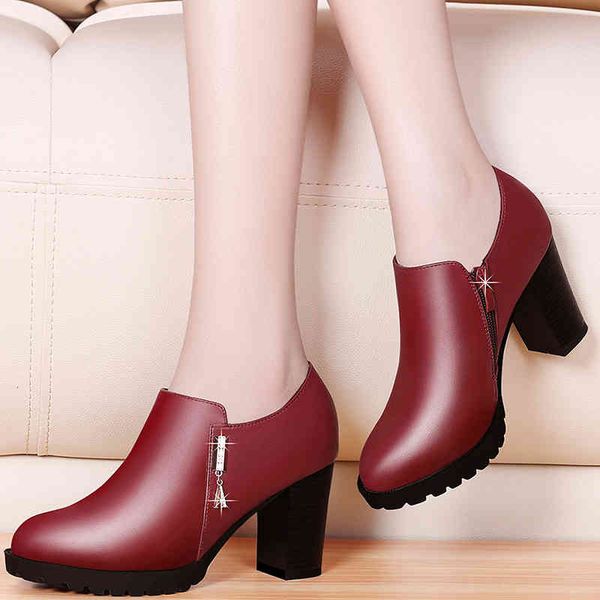 large size 34-40 shoes women pumps round toe four seasons single genuine leather square heels work i0059 tdbh, Black
large size 34-40 shoes women pumps round toe four seasons single genuine leather square heels work i0059 tdbh, Black