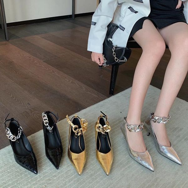 dress shoes autumn fashion metal chain buckle low heel pointed toe women's gold and silver one-legged stiletto high-heeled sexy, Black
dress shoes autumn fashion metal chain buckle low heel pointed toe women's gold and silver one-legged stiletto high-heeled sexy, Black