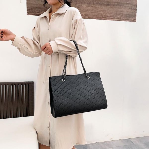 evening bags pu leather fashion chain crossbody for women ladies large capacity shoulder bag luxury designer female handbag
evening bags pu leather fashion chain crossbody for women ladies large capacity shoulder bag luxury designer female handbag