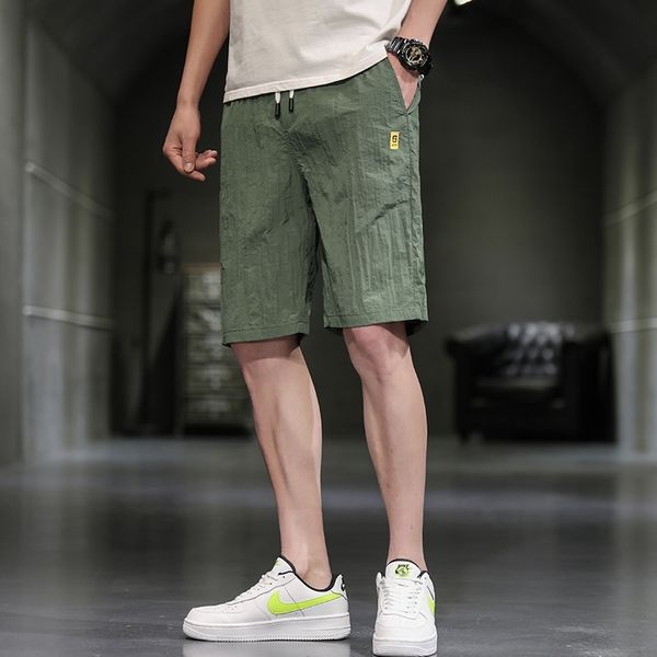 2021 casual summer new ice thin sports pants loose korean fashion shorts men's wear, White;black
2021 casual summer new ice thin sports pants loose korean fashion shorts men's wear, White;black