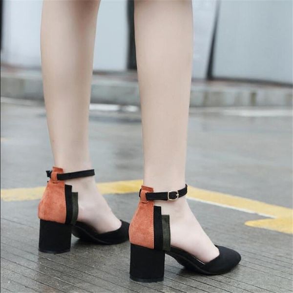 dress shoes 2021 elegant female high heels korean wild shallow mouth thick heel single fashion middle hollow comfort work, Black
dress shoes 2021 elegant female high heels korean wild shallow mouth thick heel single fashion middle hollow comfort work, Black