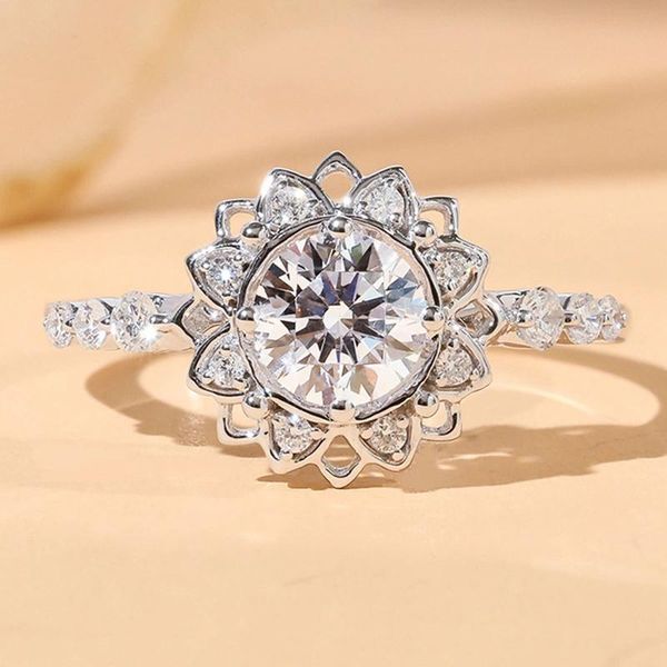 fashion sunflower rings inlay 8mm cubic zircon multi layer exquisite jewelry for women wedding engagement luxury accessories, Slivery;golden
fashion sunflower rings inlay 8mm cubic zircon multi layer exquisite jewelry for women wedding engagement luxury accessories, Slivery;golden