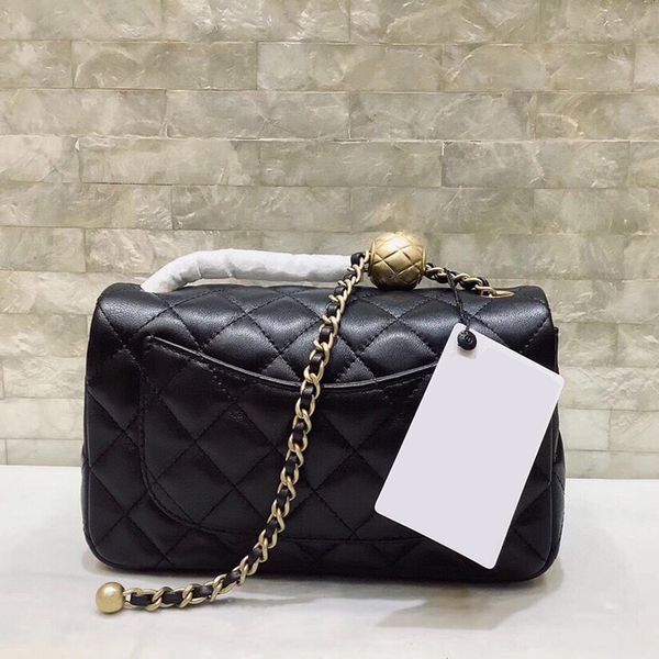 style sheepskin metal fans for you internal zipper bag especially to show the texture it can accommodate a variety of everyday items 178617
style sheepskin metal fans for you internal zipper bag especially to show the texture it can accommodate a variety of everyday items 178617
