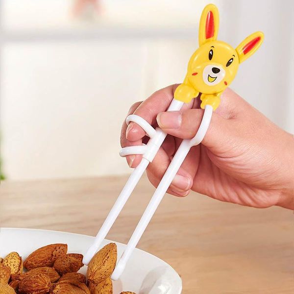 1pair cartoon plastic baby enlightenment chopsticks beginner children tableware portable kids training helper
1pair cartoon plastic baby enlightenment chopsticks beginner children tableware portable kids training helper